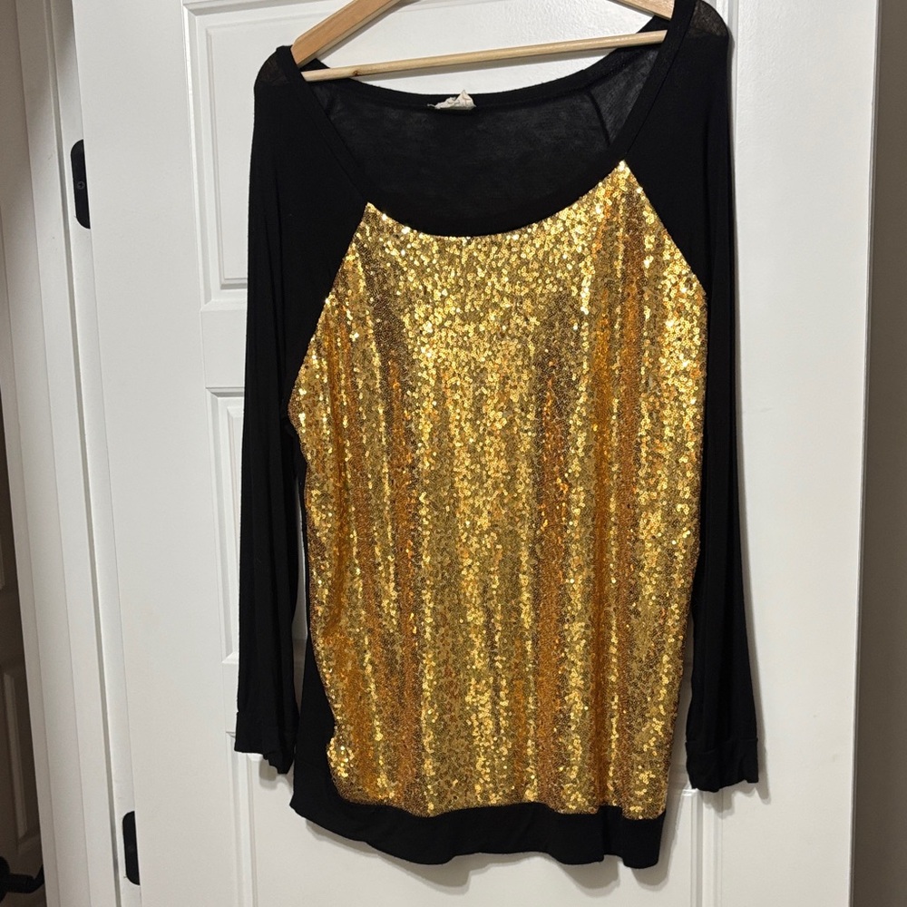 BiBi Black and Gold Sequin Long Sleeve Top